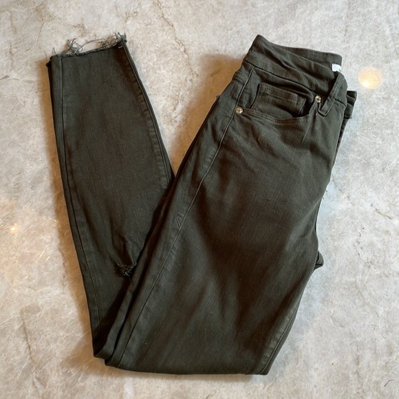 Good American Good Legs Jeans size 26 - Picture 14 of 14